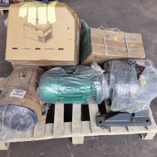 Container loading process at LINGHAO workshop